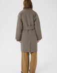 Yilla Manteau
