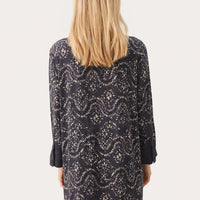 Cenette Robe