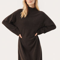 Clarah Robe