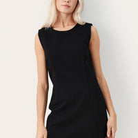 Dailyn Robe
