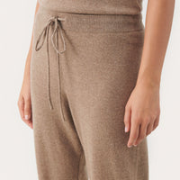 Deangela Pantalon