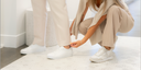 De la sandale au sneaker : comment préparer sa garde-robe pour l’automne avec style (et sans panique!)