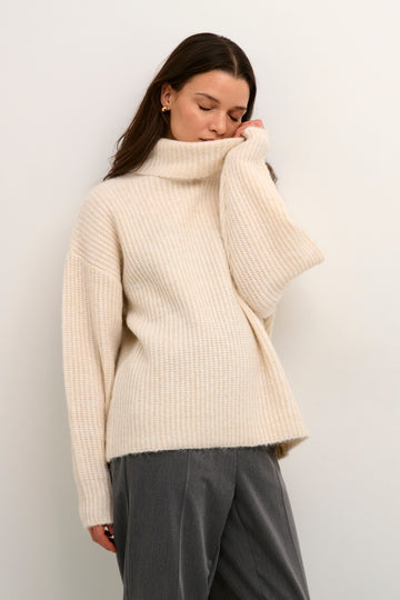 Ella Pull
