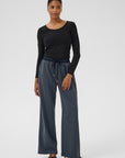 Nevil Pantalon