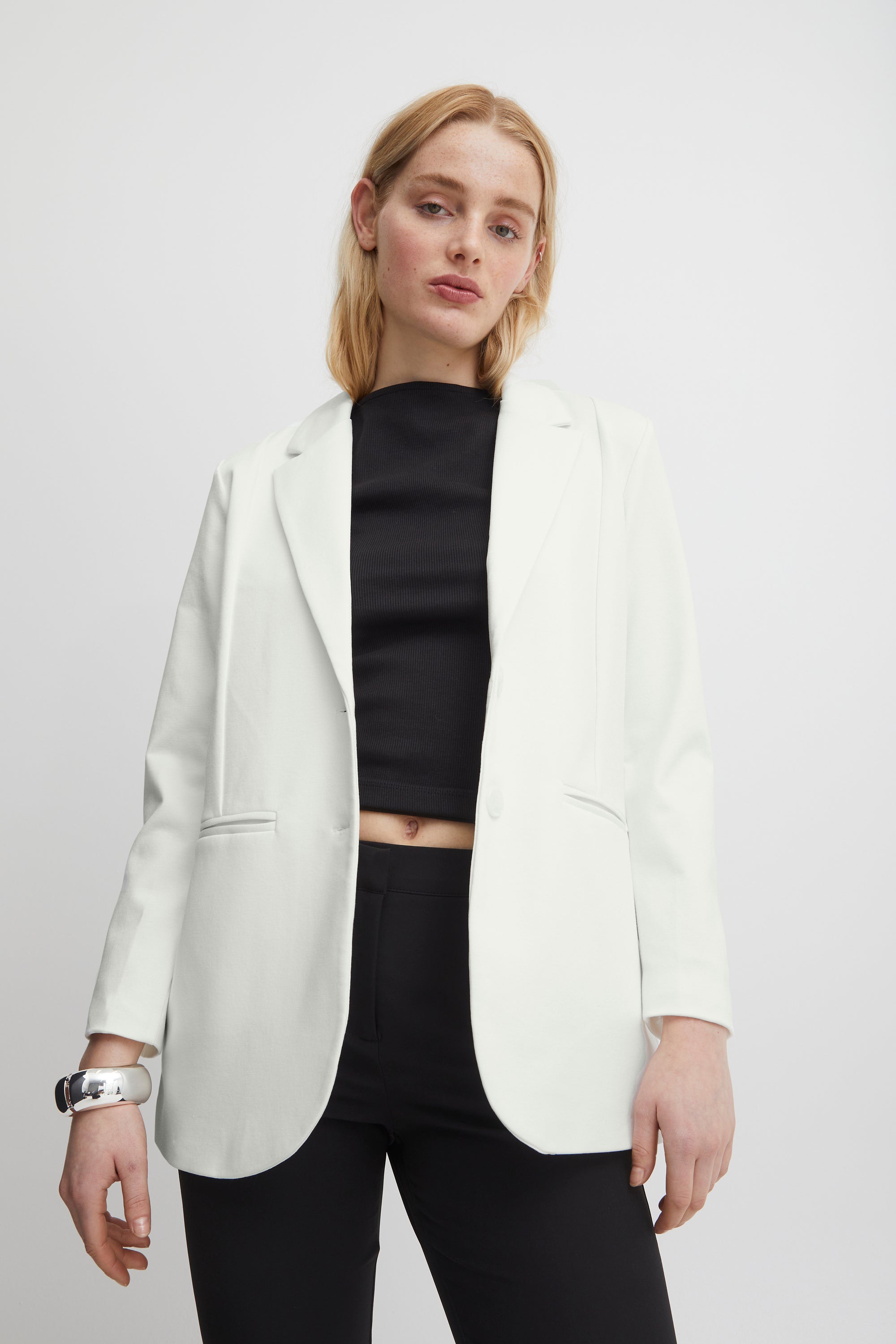 Kate Veston Oversize