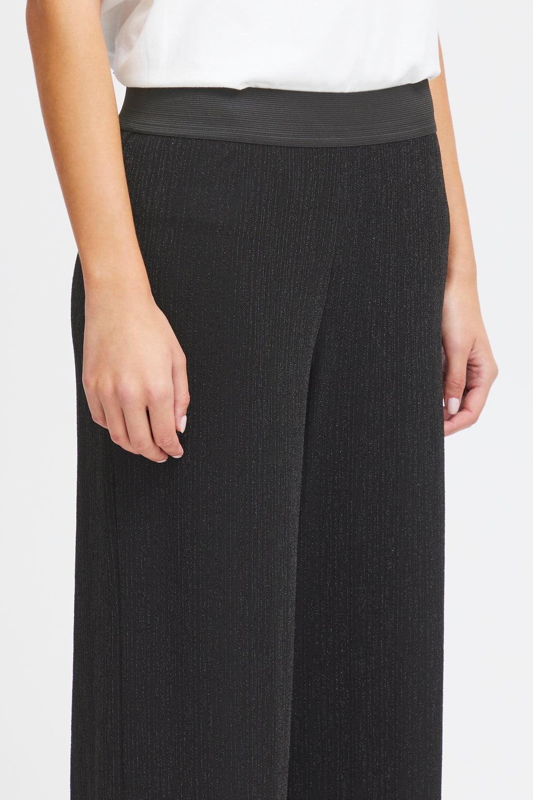 Nelly Pantalon
