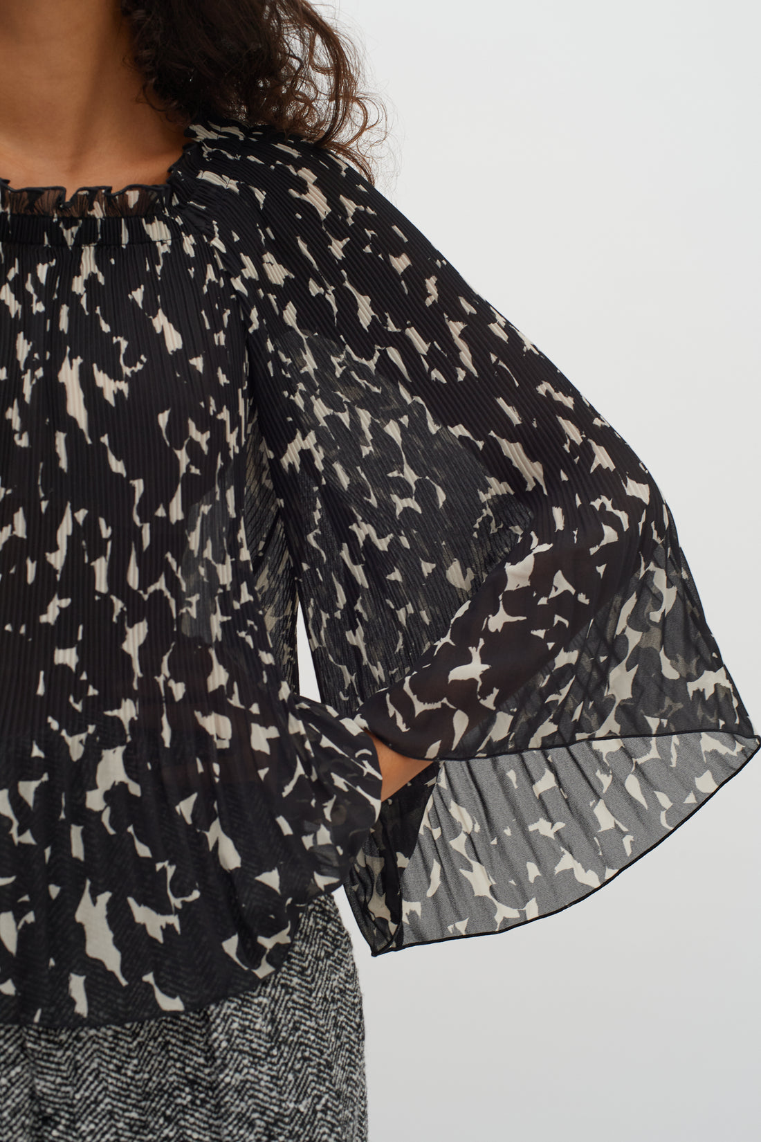 Lendra Blouse