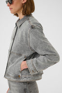 Nanas Veste