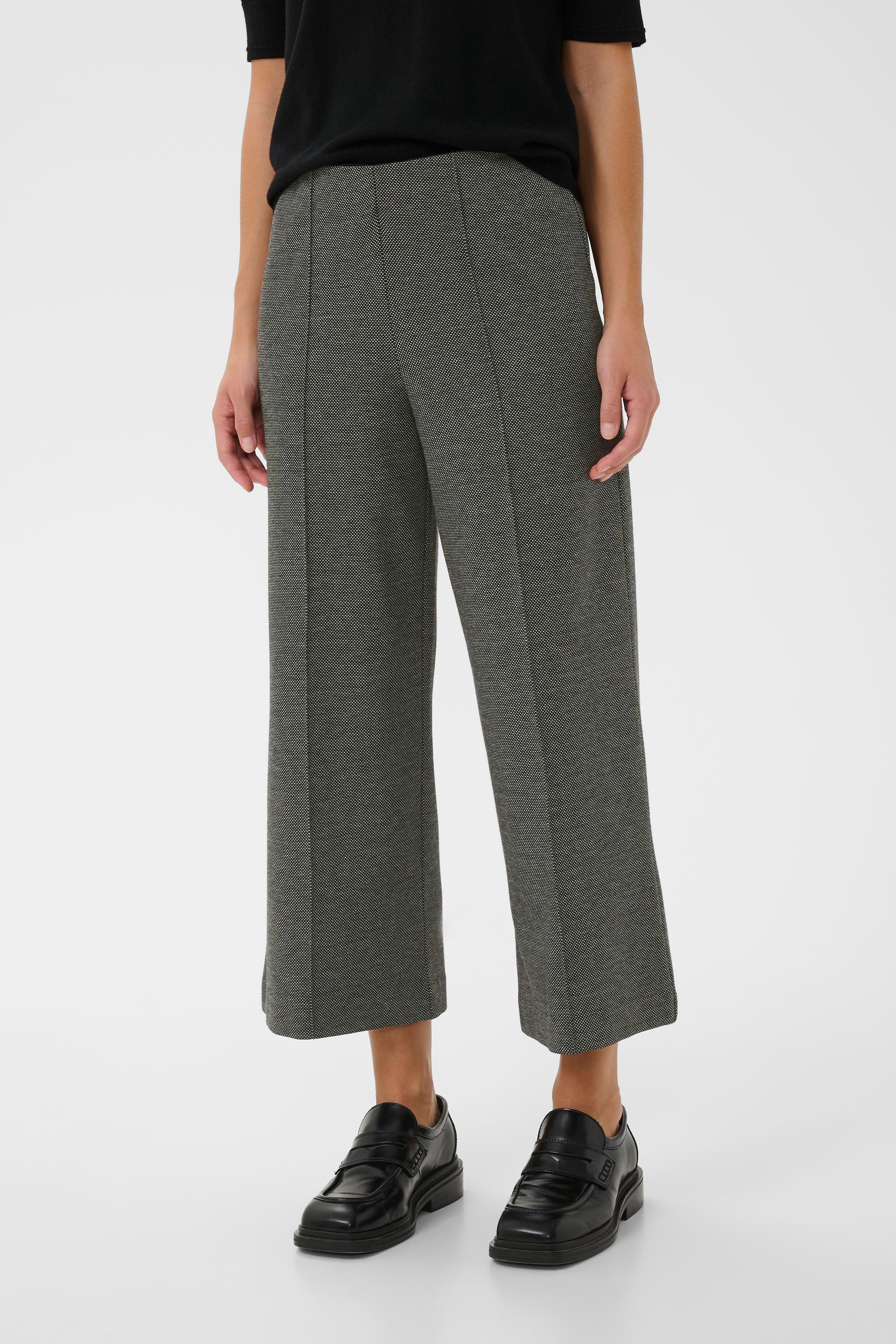 Ilisan Pantalon
