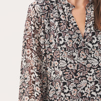Devira Robe