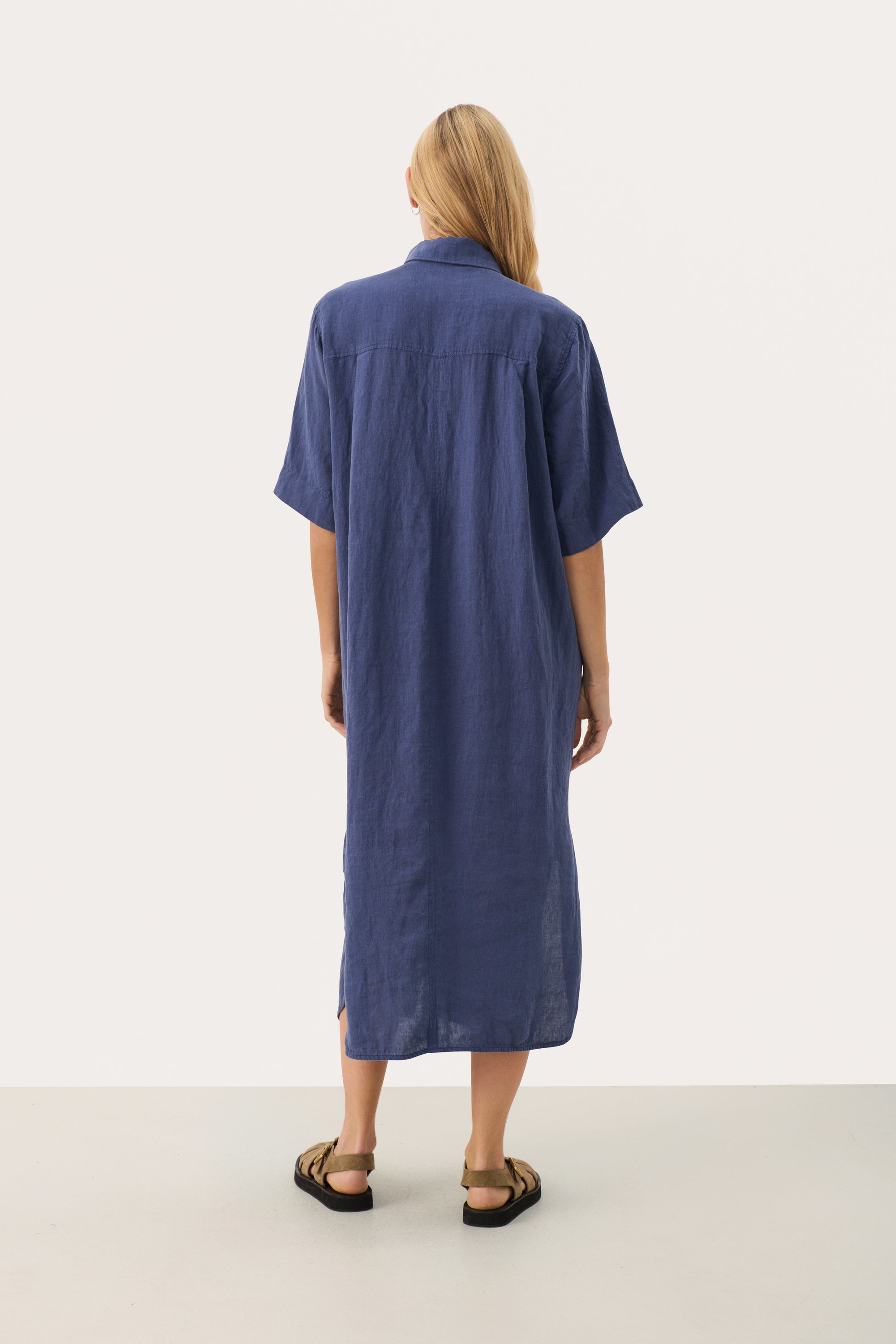 Regitta Robe