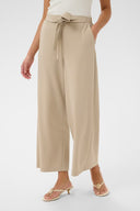 Phoebe Noué Pantalon