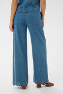 Rozlynn Pantalon