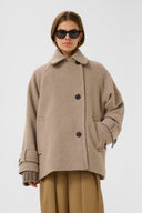 Thora Minona Manteau