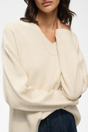 Tilda V-Neck Pull