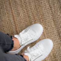 Nala Sneaker