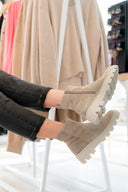 Margot Bottes - Gris